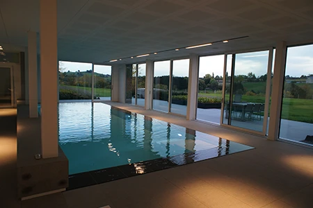 Piscine intérieure